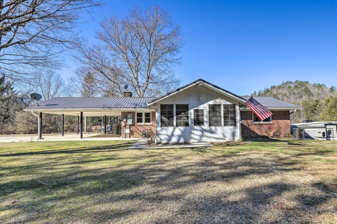 Blue Ridge Mountain Escape With Hot Tub, Grill! Villa Brevard Eksteriør bilde